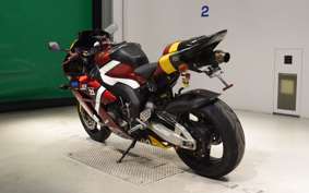 HONDA CBR1000RR 2004 SC57