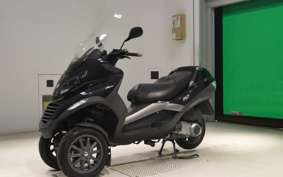 PIAGGIO MP3 250