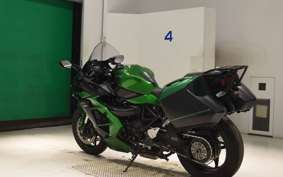 KAWASAKI NINJA H2 SX SE 2018 ZXT02A