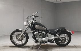 YAMAHA VIRAGO 250 3DM