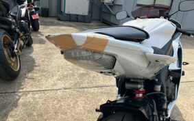 YAMAHA YZF-R6 2011 RJ16