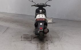 SUZUKI ADDRESS V100 CE13A