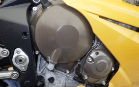 TRIUMPH DAYTONA 675
