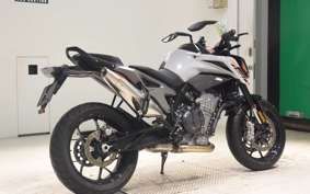 KTM 790 DUKE 2024