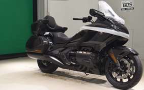 HONDA GL 1800 GOLD WING TOUR DCT SC79