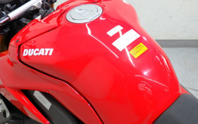 DUCATI STREET FIGHTER V4S 2022 1F00