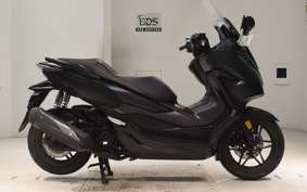 HONDA FORZA 250 MF13