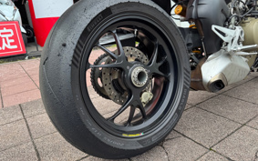 DUCATI STREET FIGHTER V4S 2023 1F00