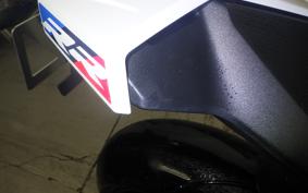 BMW M1000RR 2025