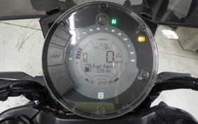 HUSQVARNA SVARTPILEN 250 2025