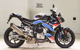 BMW M1000R 2025