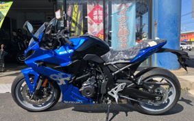 SUZUKI GSX-8R EM1AA
