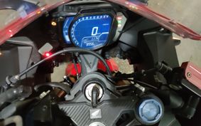 HONDA CBR250RR MC51