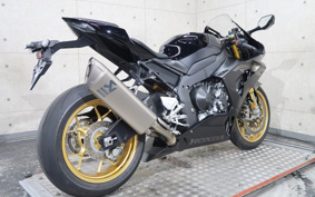 HONDA CBR1000RR-R FB SP 2023 SC82
