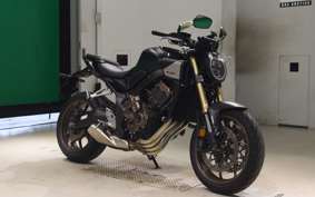 HONDA CB650R E-Clutch 2025 RH17