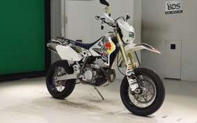 SUZUKI DR-Z400SM 2018 SK44A