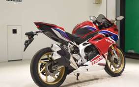 HONDA CBR250RR A 2001 MC51