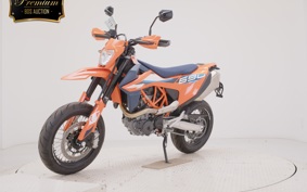 KTM 690 SMC R 2025