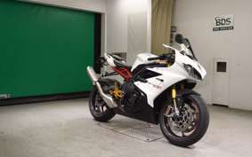 TRIUMPH DAYTONA 675 R 2015