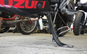 SUZUKI GSX250R