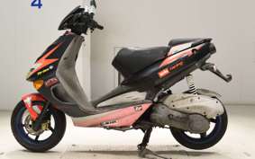 APRILIA SR125