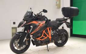 KTM 1290 SUPER DUKE GT 2022