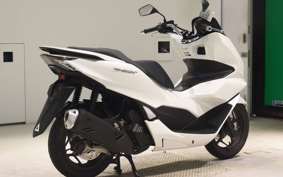 HONDA PCX 125 2004 JK05