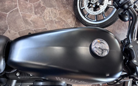 HARLEY XL883N 2016 LE2
