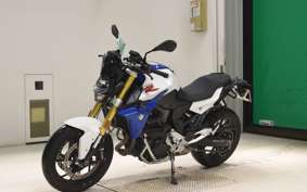 BMW F900R 2023