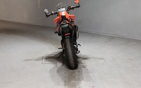 KTM 890 DUKE TU940