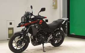 SUZUKI Vｽﾄﾛｰﾑ250