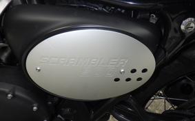 TRIUMPH SCRAMBLER 900 2023