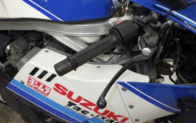 SUZUKI GSX-R750 1986 GR71G