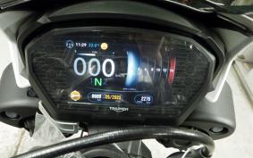 TRIUMPH STREET TRIPLE RS 2019