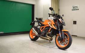 KTM 1290 SUPER DUKE R 2023