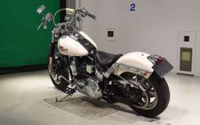 HARLEY FLSTCI 1450 2001