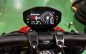 DUCATI STREETFIGHTER V2 2023 3F00