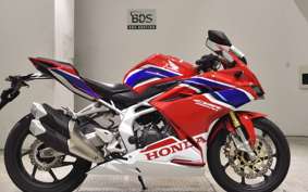 HONDA CBR250RR 1993 MC51