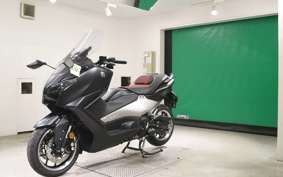 YAMAHA T-MAX 560 2026 SJ21J
