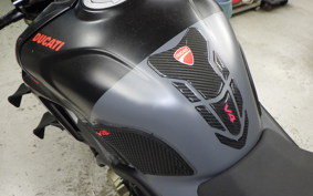 DUCATI STREETFIGHTER V4 S 2024