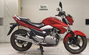 SUZUKI GSR250 2026