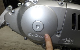 SUZUKI GN125 H
