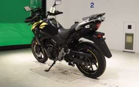 SUZUKI Vｽﾄﾛｰﾑ250A 2024