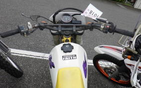 SUZUKI DR250 S SJ44A
