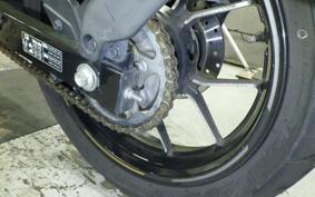 SUZUKI ｼﾞｸｻｰ250 2000 ED22B