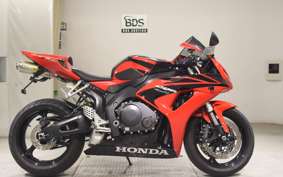 HONDA CBR1000RR 2007 SC57