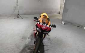 HONDA CBR600RR 2013 PC40