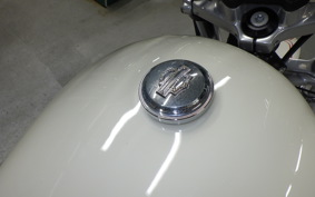 HARLEY XL883LI 2011