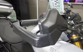 SUZUKI Vｽﾄﾛｰﾑ800DE 2023 EM1BA