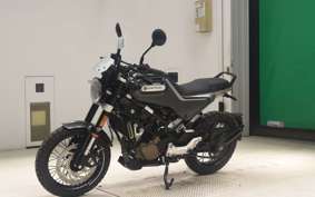 HUSQVARNA SVARTPILEN 125